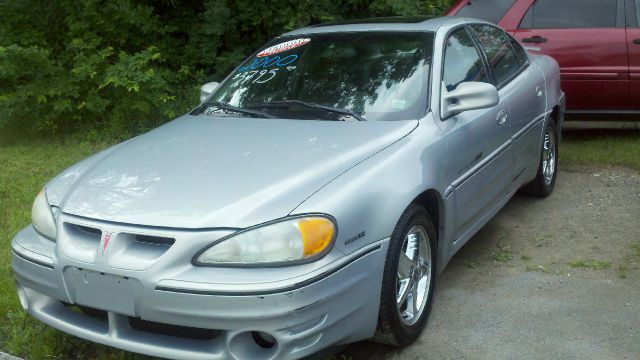 2000 Pontiac Grand Am XUV SLE 4WD