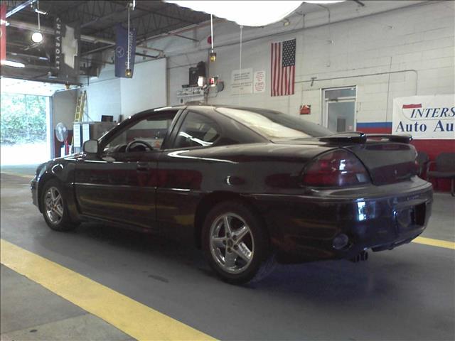 2000 Pontiac Grand Am 4dr Sdn FWD Sedan