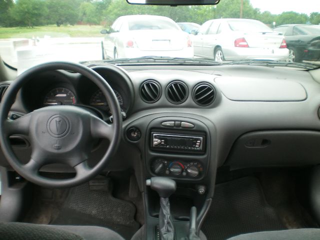 2000 Pontiac Grand Am Sport -5 Speed-stick-4x4