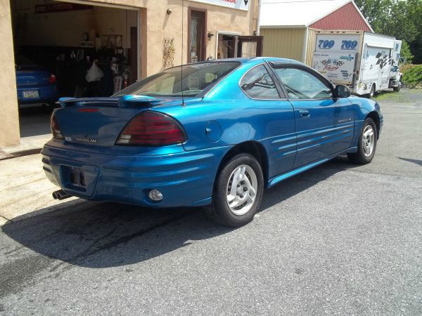 2000 Pontiac Grand Am SE