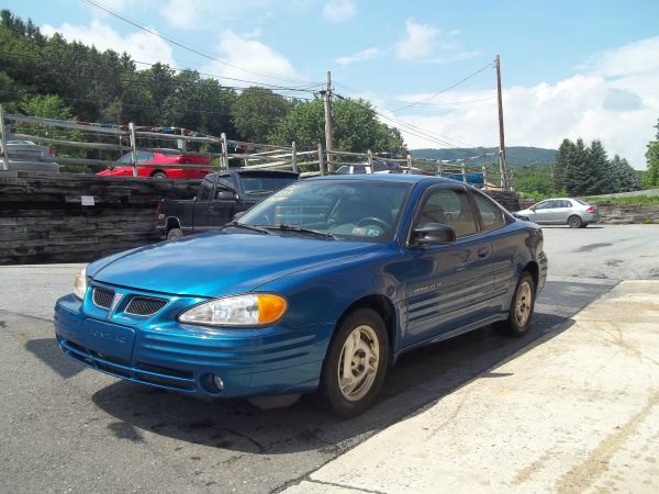 2000 Pontiac Grand Am SE