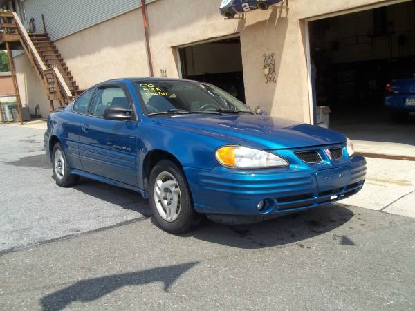 2000 Pontiac Grand Am SE