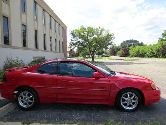 2000 Pontiac Grand Am Sportback LS