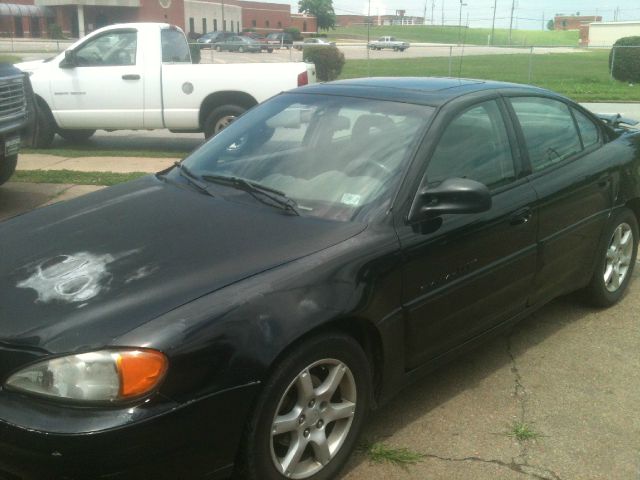 2000 Pontiac Grand Am XUV SLE 4WD