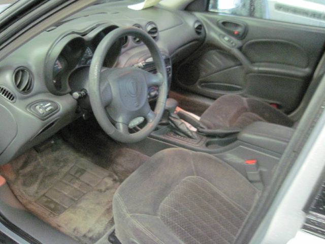 2000 Pontiac Grand Am XUV SLE 4WD