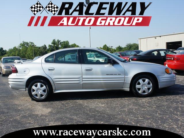 2001 Pontiac Grand Am SE