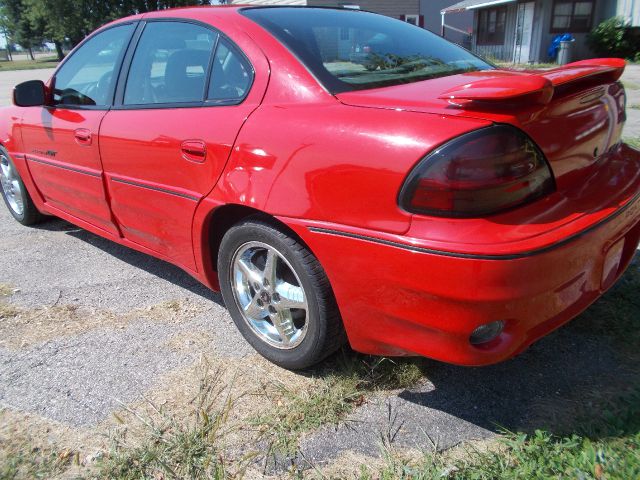 2001 Pontiac Grand Am XUV SLE 4WD