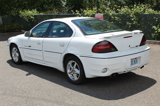 2001 Pontiac Grand Am XUV SLE 4WD