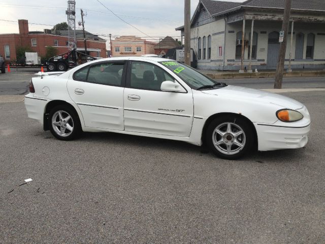 2001 Pontiac Grand Am XUV SLE 4WD