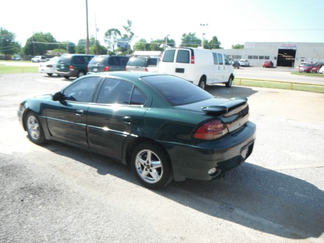 2001 Pontiac Grand Am XUV SLE 4WD