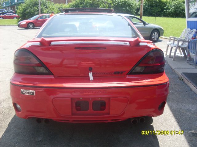 2001 Pontiac Grand Am XUV SLE 4WD