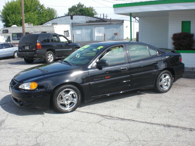 2002 Pontiac Grand Am XUV SLE 4WD