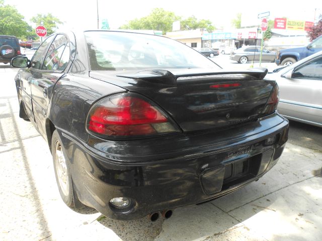 2002 Pontiac Grand Am XUV SLE 4WD