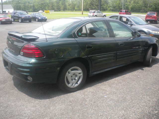 2002 Pontiac Grand Am Sport -5 Speed-stick-4x4