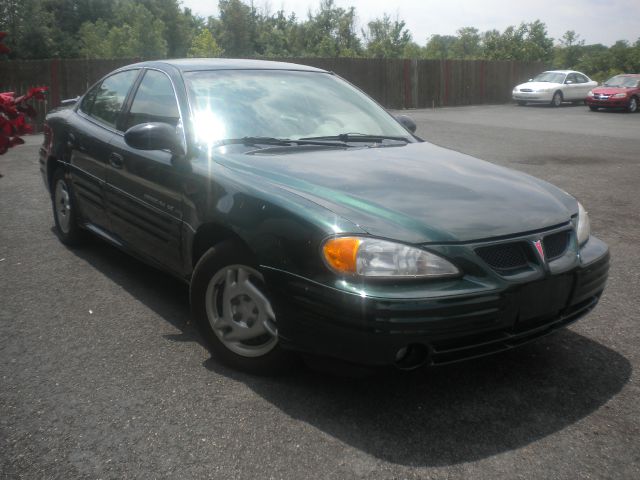 2002 Pontiac Grand Am Sport -5 Speed-stick-4x4