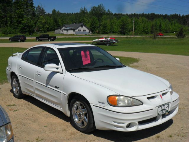 2002 Pontiac Grand Am XUV SLE 4WD