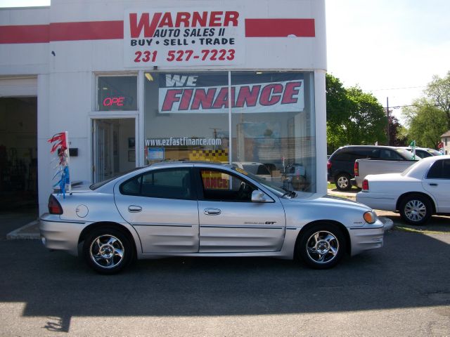 2002 Pontiac Grand Am XUV SLE 4WD