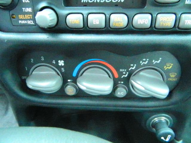 2002 Pontiac Grand Am XLT Lariat CREW CAB FX4