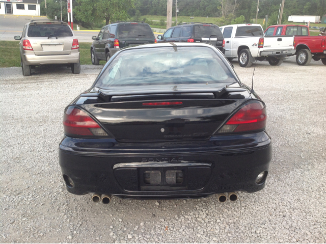 2002 Pontiac Grand Am XUV SLE 4WD