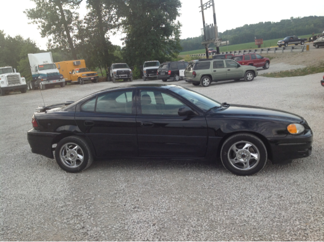 2002 Pontiac Grand Am XUV SLE 4WD