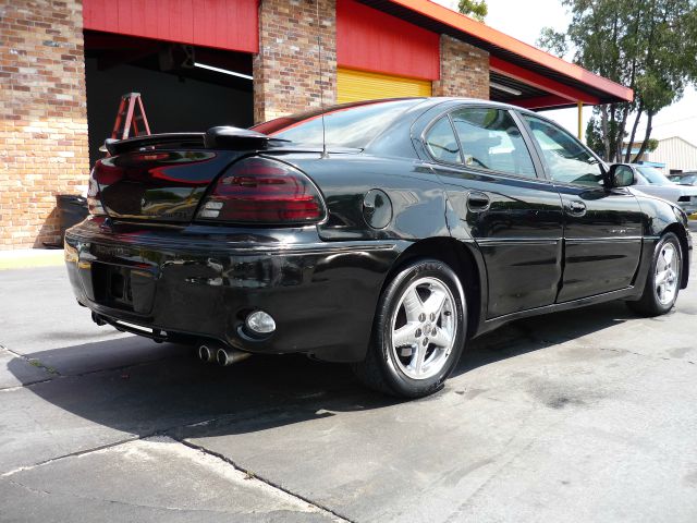 2002 Pontiac Grand Am XUV SLE 4WD