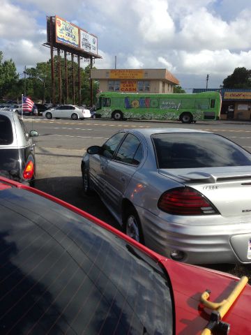 2002 Pontiac Grand Am Sport -5 Speed-stick-4x4