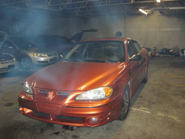 2003 Pontiac Grand Am XUV SLE 4WD