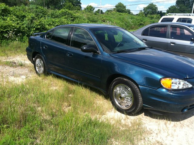 2003 Pontiac Grand Am Sport -5 Speed-stick-4x4