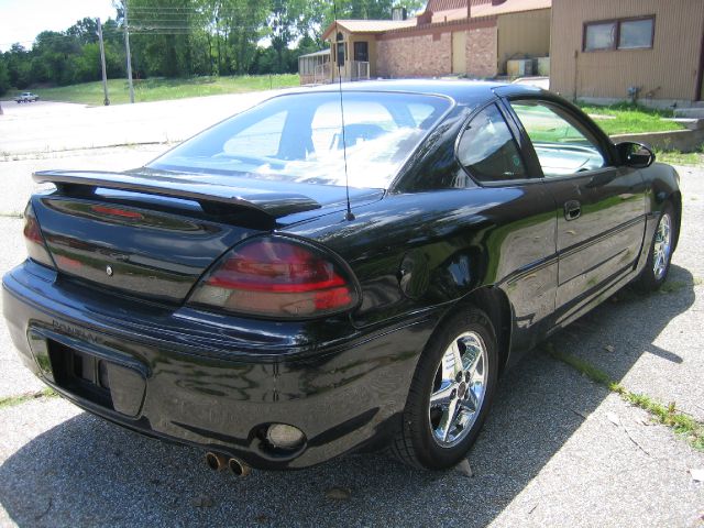 2003 Pontiac Grand Am Sportback LS