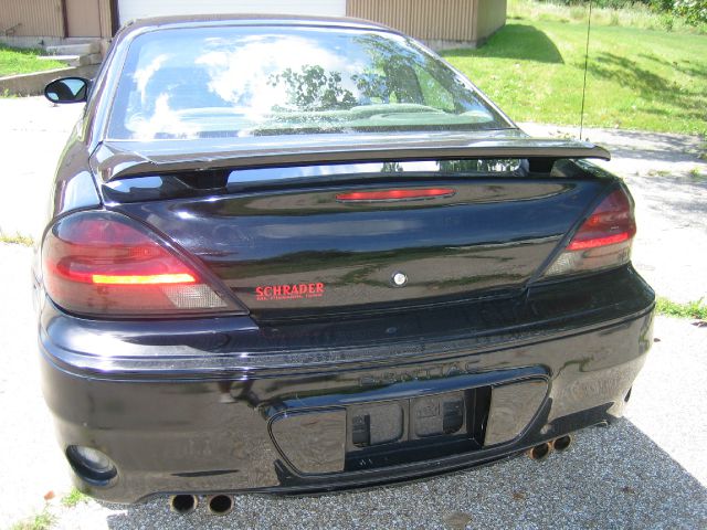 2003 Pontiac Grand Am Sportback LS