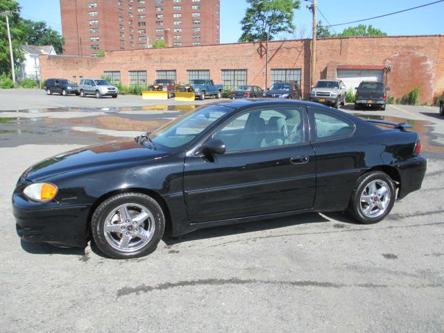 2003 Pontiac Grand Am Sportback LS