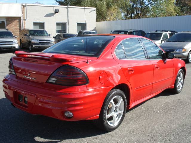 2003 Pontiac Grand Am 4WD Supercrew Styleside 5-1/2 Ft Box XLT