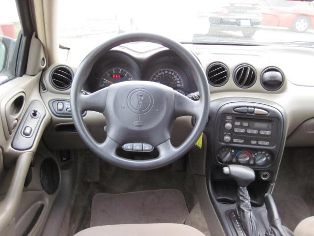 2003 Pontiac Grand Am SE