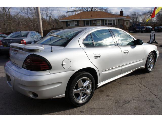 2003 Pontiac Grand Am 4WD Supercrew Styleside 5-1/2 Ft Box XLT