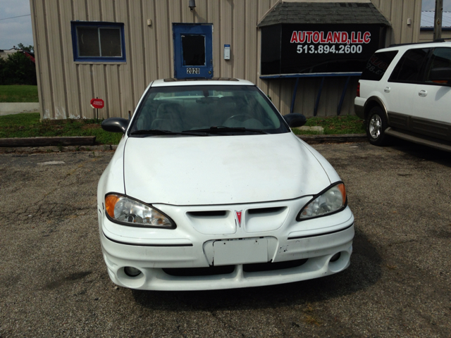 2003 Pontiac Grand Am XUV SLE 4WD