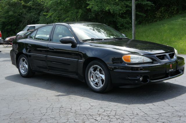 2003 Pontiac Grand Am XUV SLE 4WD