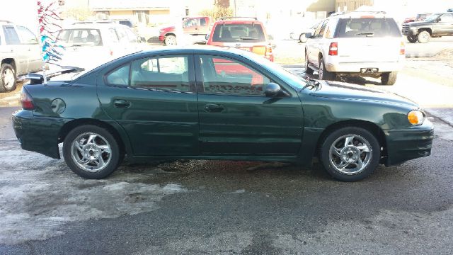 2003 Pontiac Grand Am XUV SLE 4WD