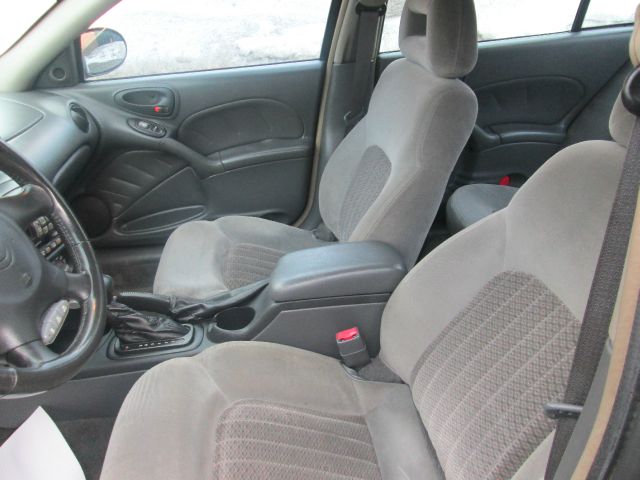 2003 Pontiac Grand Am XUV SLE 4WD