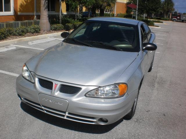 2003 Pontiac Grand Am SE