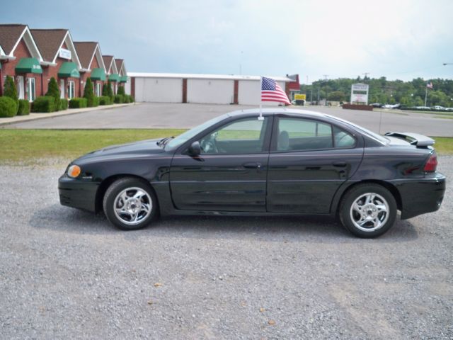 2003 Pontiac Grand Am XUV SLE 4WD