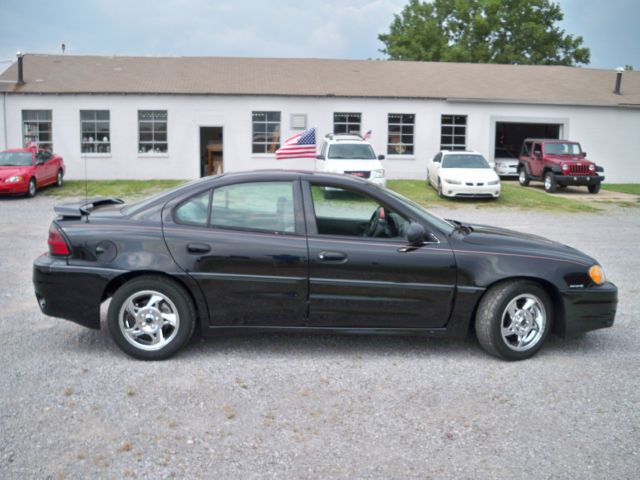 2003 Pontiac Grand Am XUV SLE 4WD