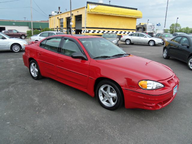 2003 Pontiac Grand Am XUV SLE 4WD