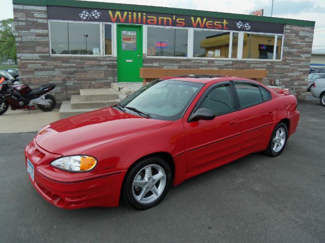 2003 Pontiac Grand Am XUV SLE 4WD