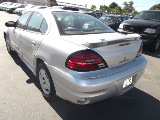 2003 Pontiac Grand Am Sport -5 Speed-stick-4x4