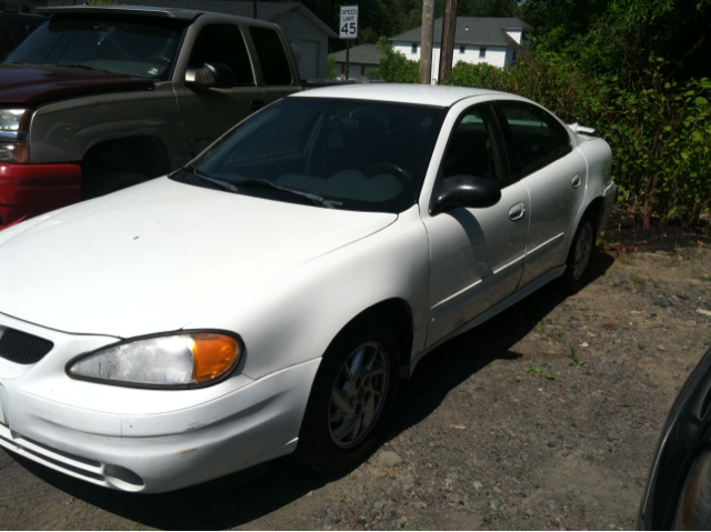 2004 Pontiac Grand Am Unknown