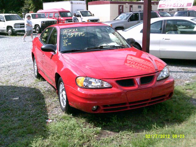 2004 Pontiac Grand Am Sport -5 Speed-stick-4x4