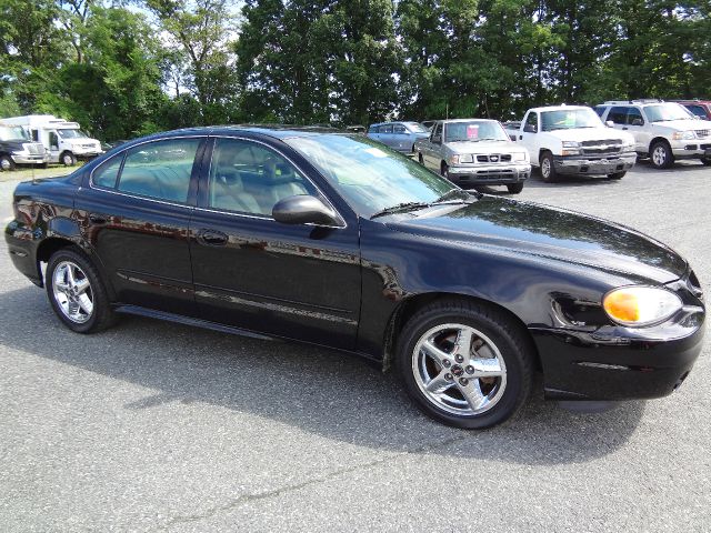 2004 Pontiac Grand Am Sport -5 Speed-stick-4x4