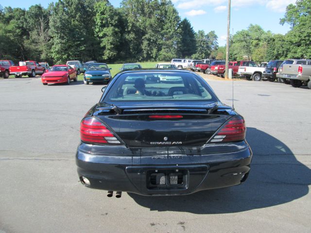 2004 Pontiac Grand Am 4dr Limited 4WD (natl)