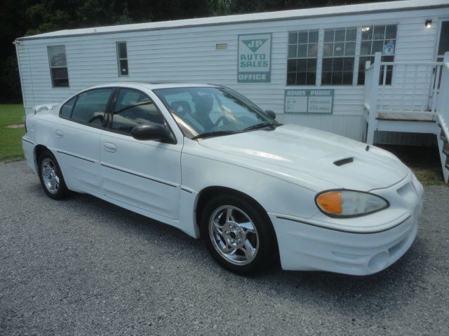 2004 Pontiac Grand Am XUV SLE 4WD