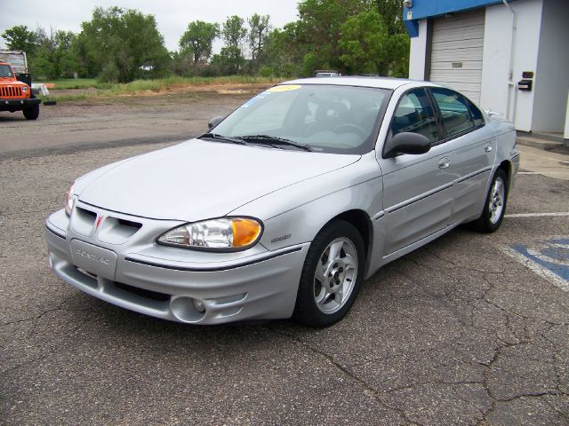 2004 Pontiac Grand Am XUV SLE 4WD